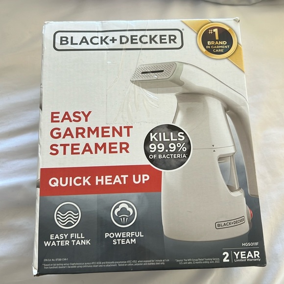 Black & Decker Other - Brand new Black&Decker easy Garment Steamer